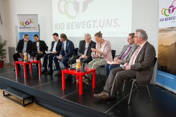 Podiumsdiskussion anlässlich der Eröffnung der Aktion „Rio bewegt. Uns.“