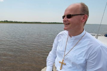 Brasilien, Amazonas
Bischof Franz-Josef Overbeck
Bootsfahrt
