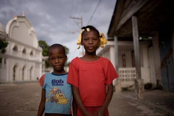 Kinder in Petit Rivière des Nippes